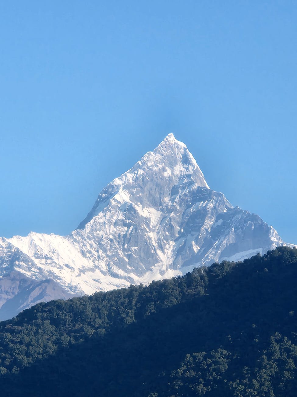 stunning view of machapuchare in nepalese himalayas